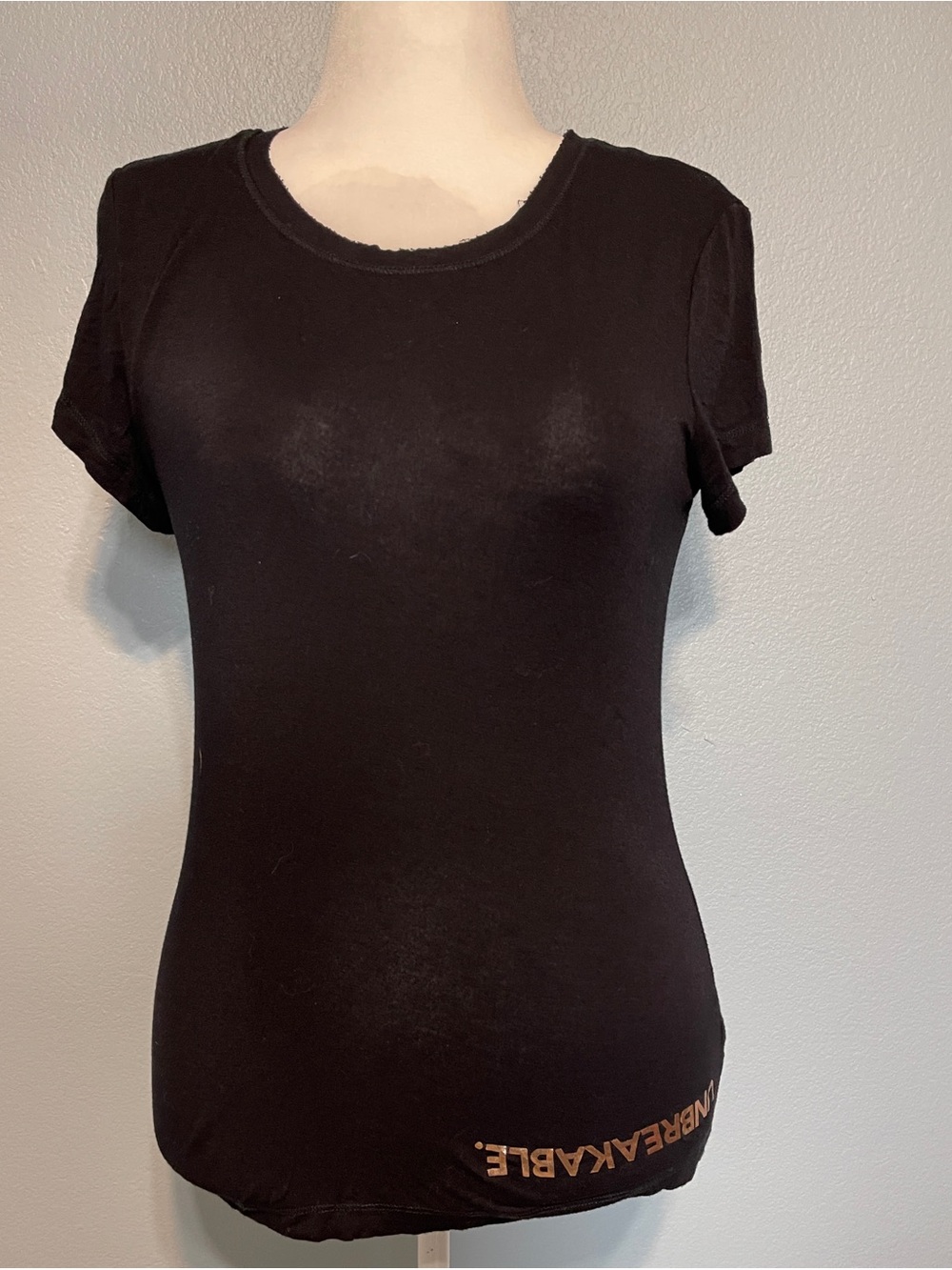 Mind In Motion UNBREAKABLE Black Bamboo Tee Yoga Workout Athleisure Medium